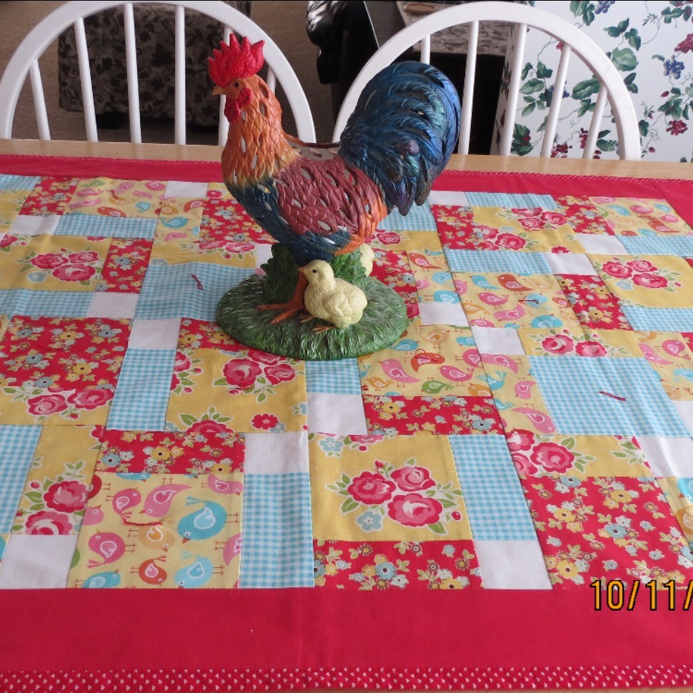 Disappearing Nine Patch Table Topper