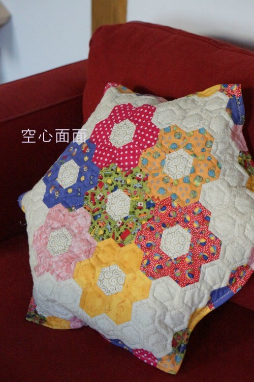 English papier piecing pillow