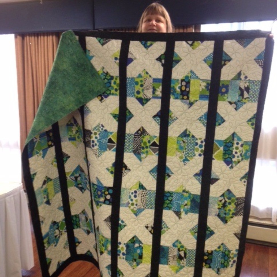 Kissing Coins quilt with a twist
