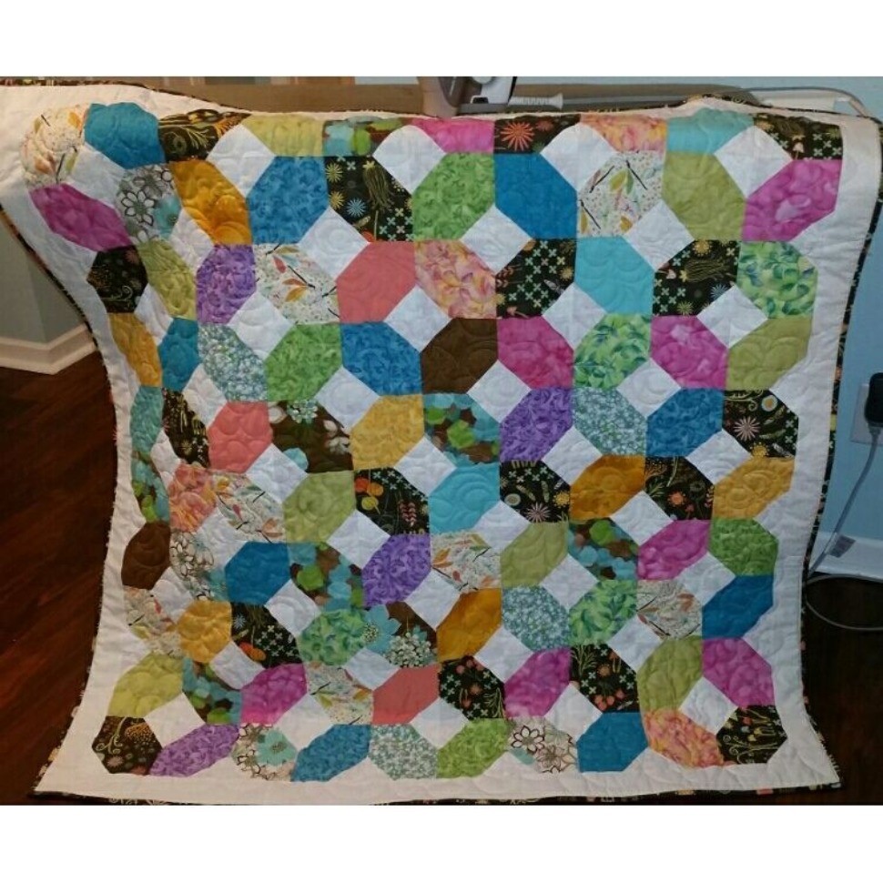 Xs and Os baby quilt