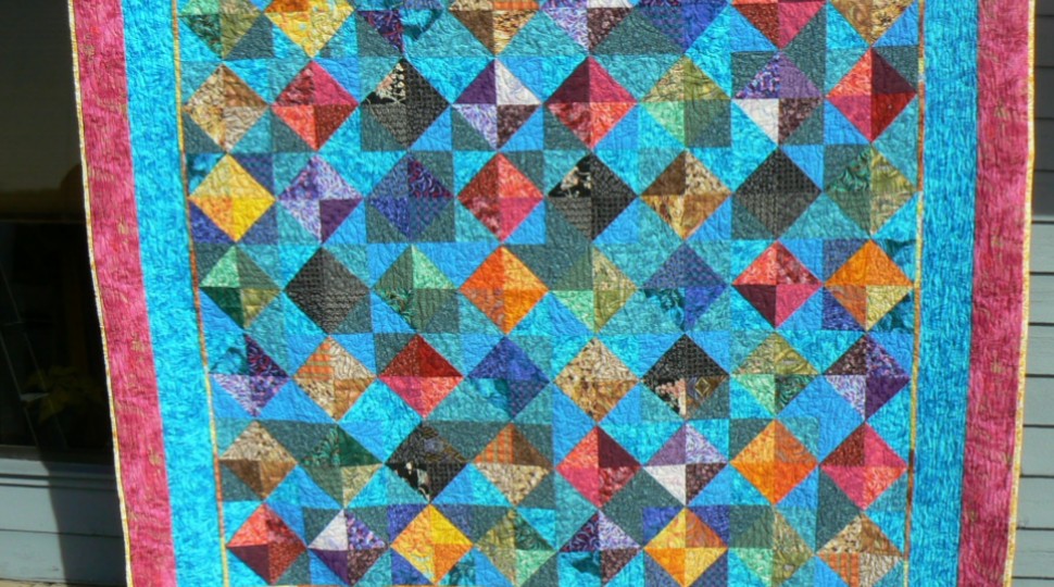 Facets in blue | Quiltsby.me