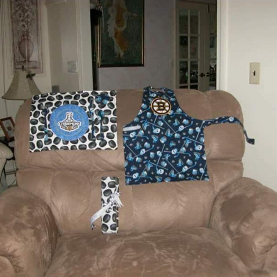 apron, placemat, and portable chalk board gift fan