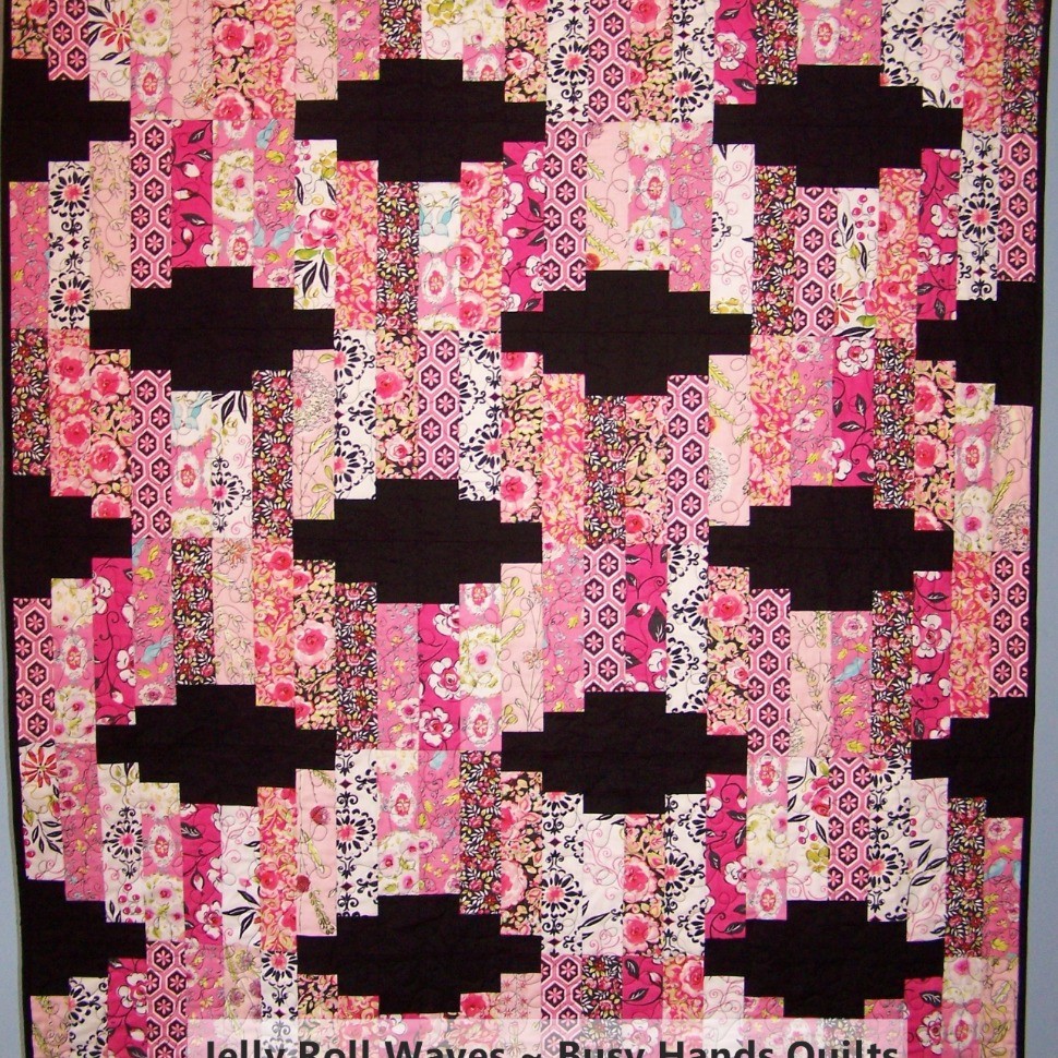 Jelly Roll Waves Lap Quilt in Pink and Black