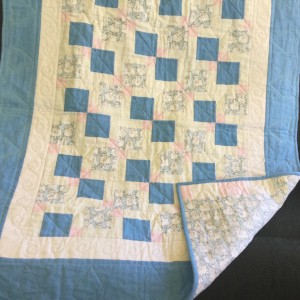 Disappearing nine patch- baby quilt