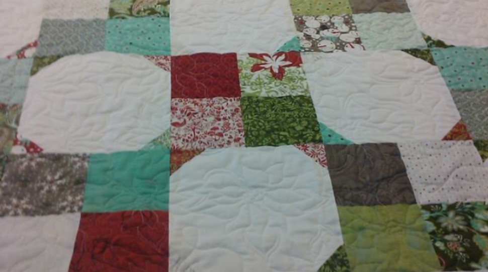 Scrappy 4 Patch Christmas quilt