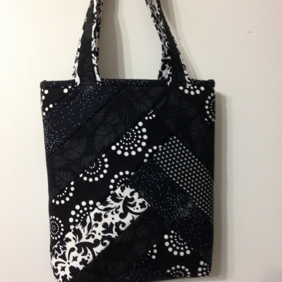 Improve Tote | Quiltsby.me