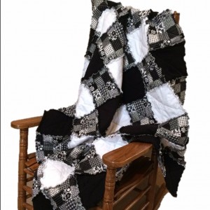 Black & White Rag Quilt