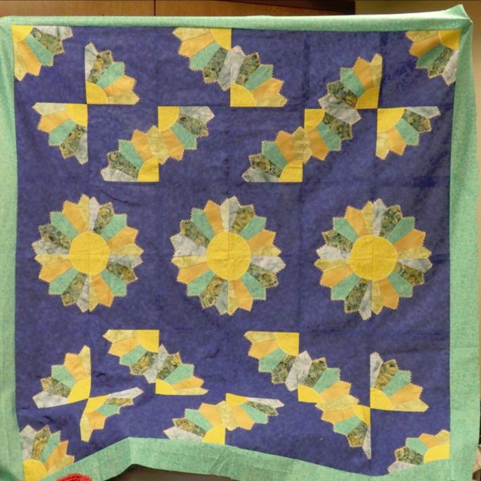 Sparkling Dresden Quilt