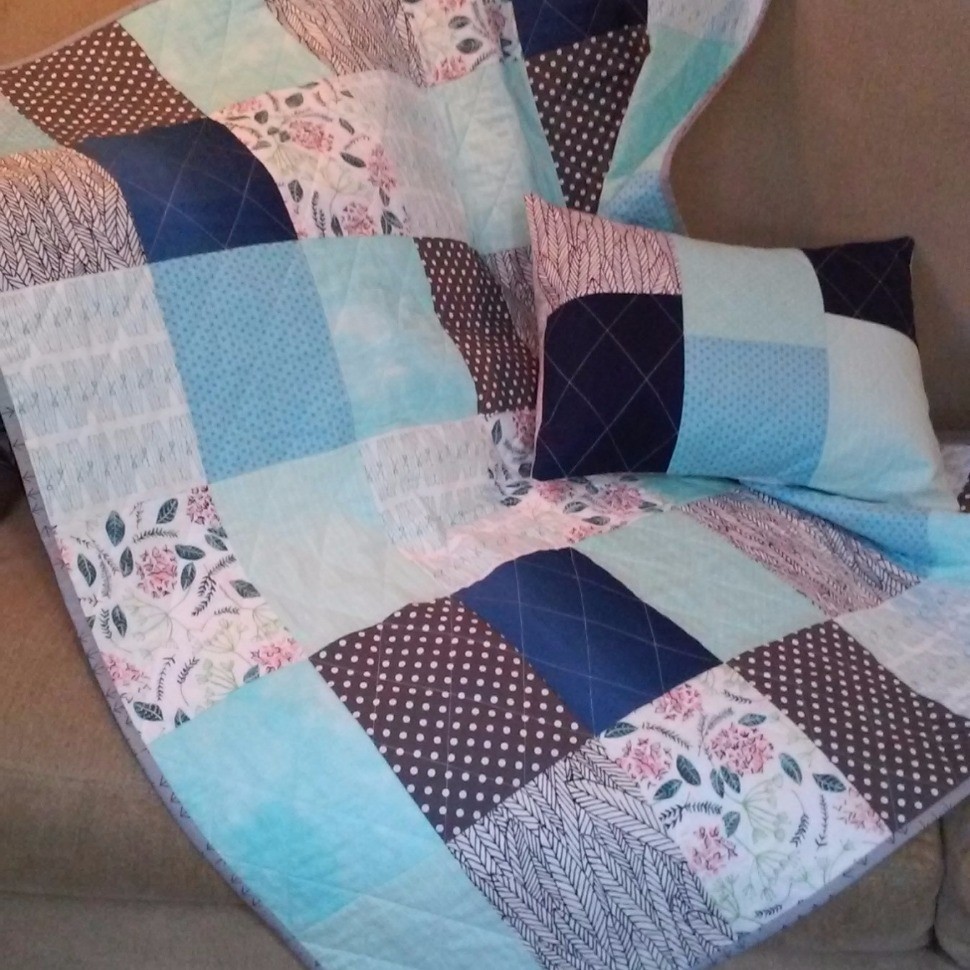 Baby Quilt Blues and Greys