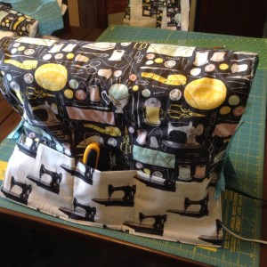 Sewing machine cover/pad
