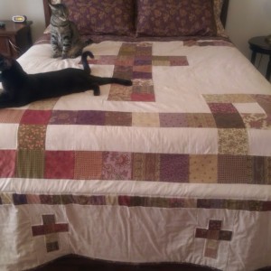 Cross bedspread quilt