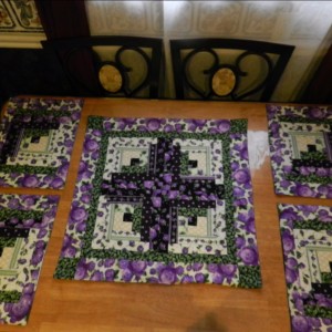 MODIFYING A TABLE RUNNER KIT INTO A TABLE TOPPER +