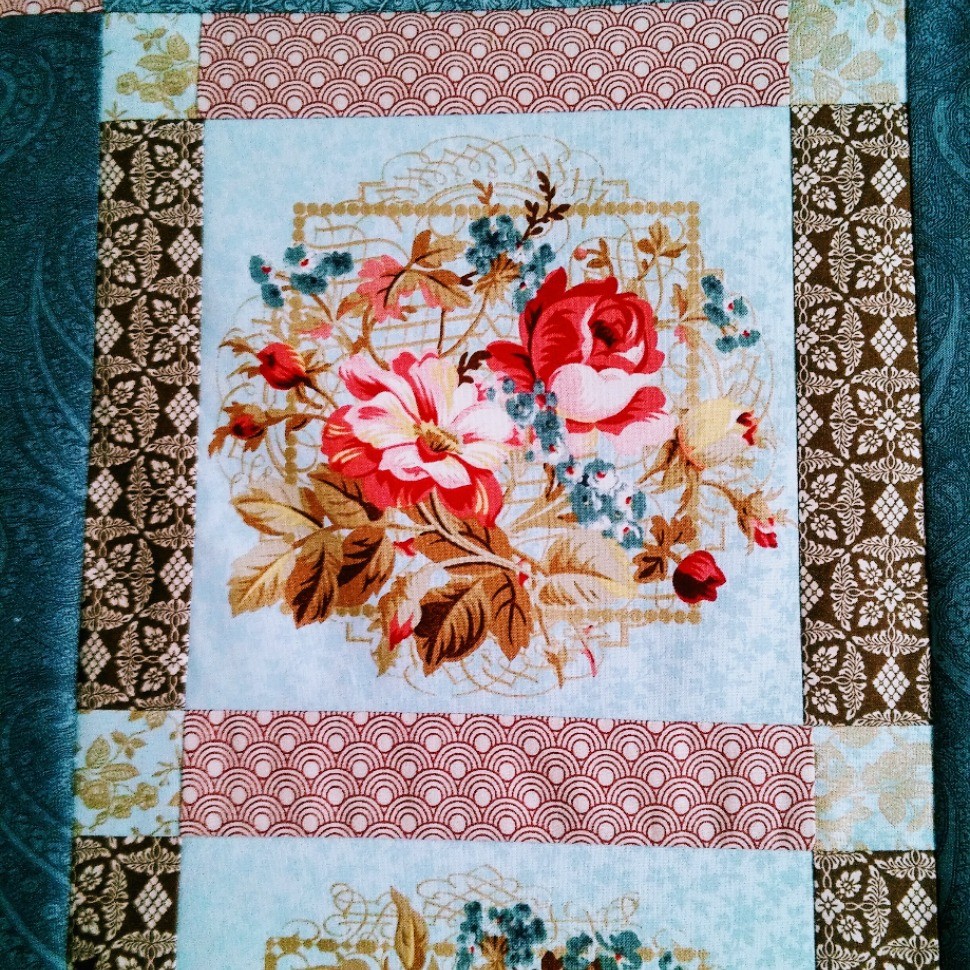 Table runner to-be