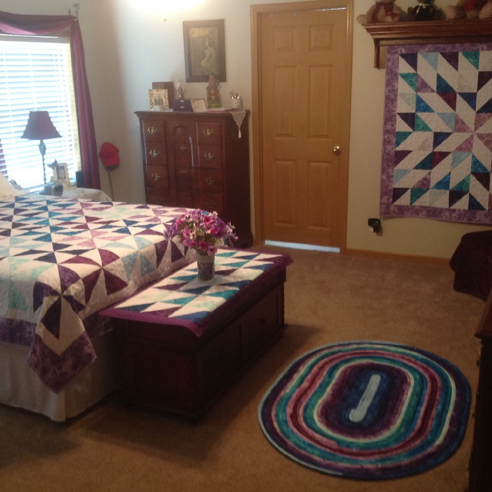 Jelly Roll Rug (Bedroom ensemble complete!)