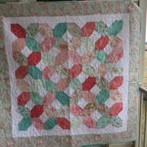 HUGS AND KISSES BABY QUILT