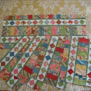 Chez Moi Calypso Placemats and Runner