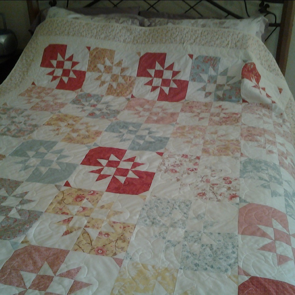 Disapearing Hourglass Quilt